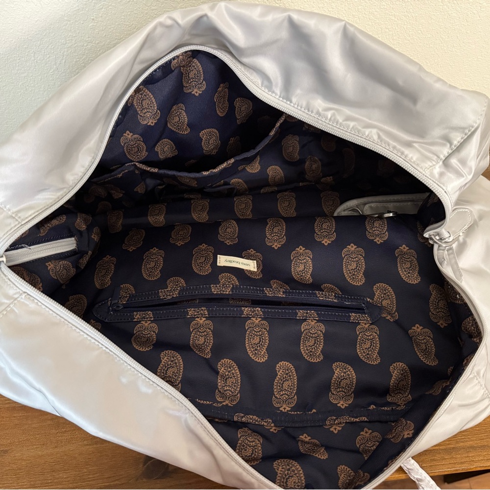 Large Vera Bradley Miramar Weekender - Picture 4 of 4